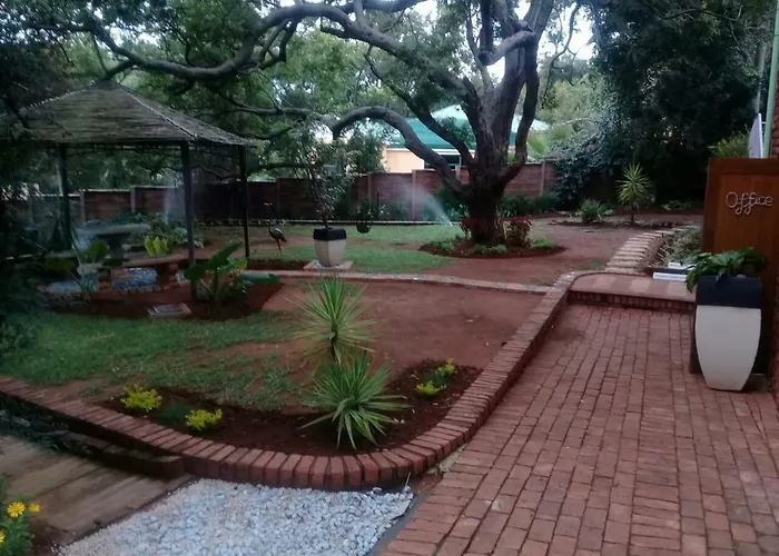 Shalamanzi Lodge